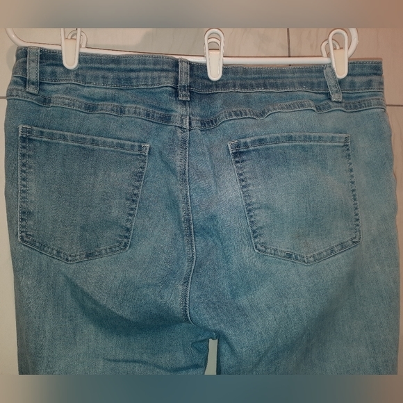 FDJ Olivia distressed pencil crop jeans size 16 excellent used condition - Picture 5 of 11